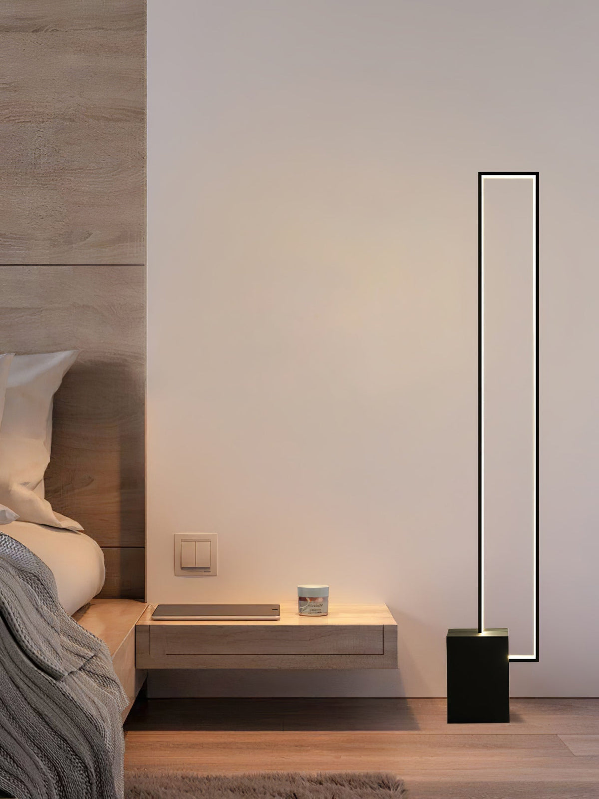 Keloza Aluminum Floor Lamp