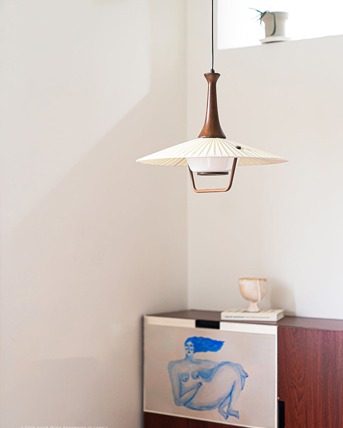 Mydorisra Traditional Classic Fabric Wood Pendant Lamp