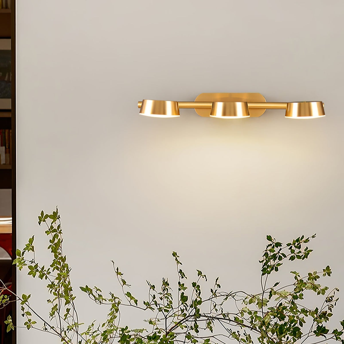 Xara Premium Elegance Vanity Brass Wall Light