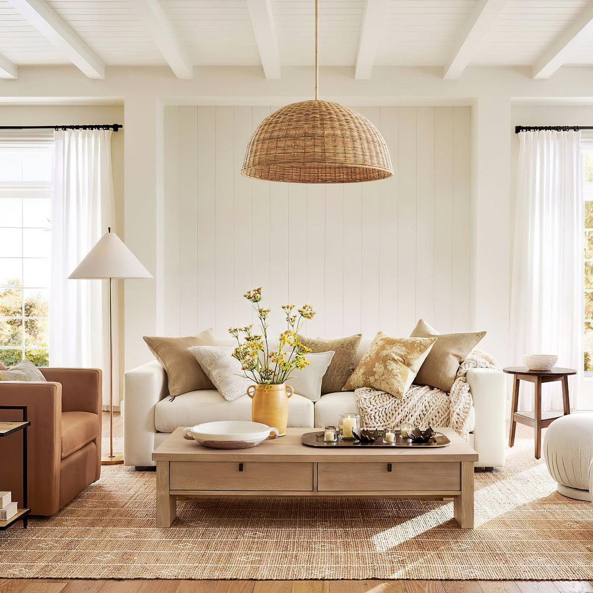 Urath Minimalist Brass Floor Lamp