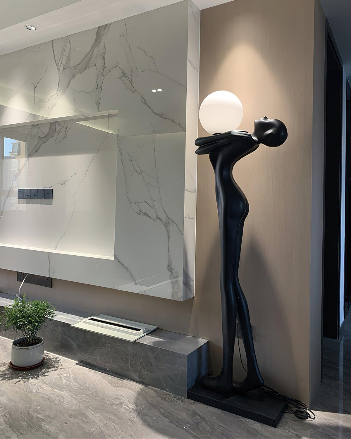 Ersolion Sculptural Fiberglass Floor Lamp