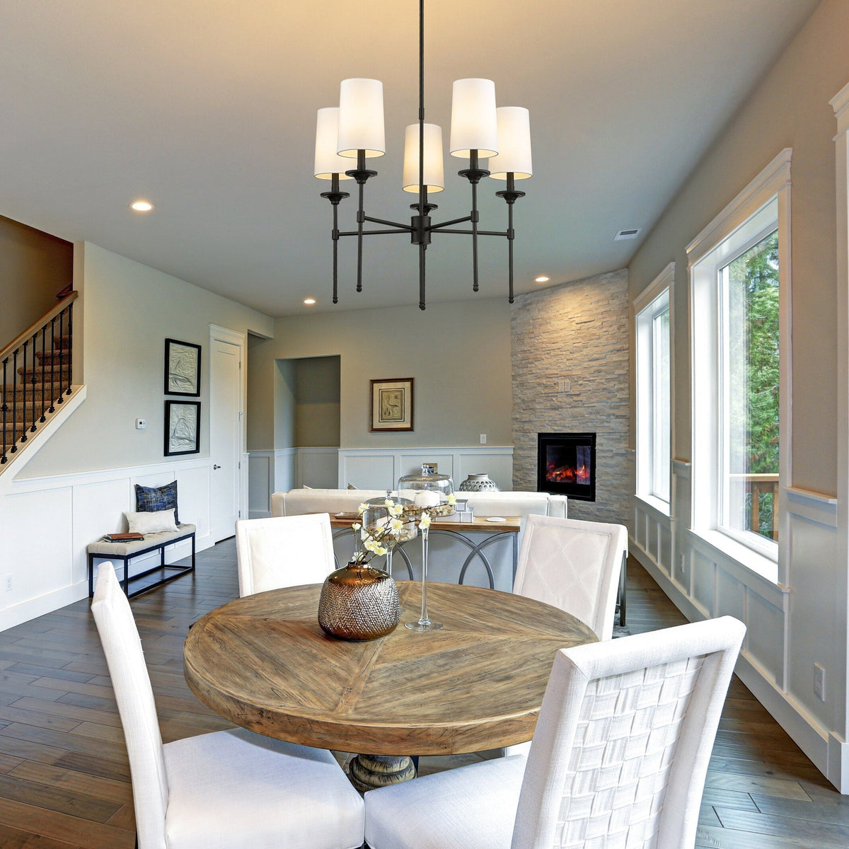 Selenaria Chandelier