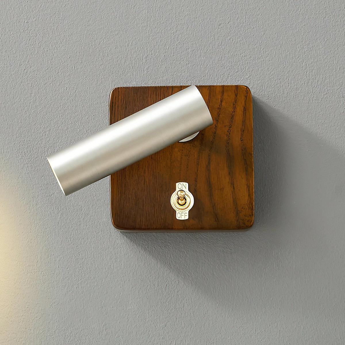 Sorinielle Wall Lamp