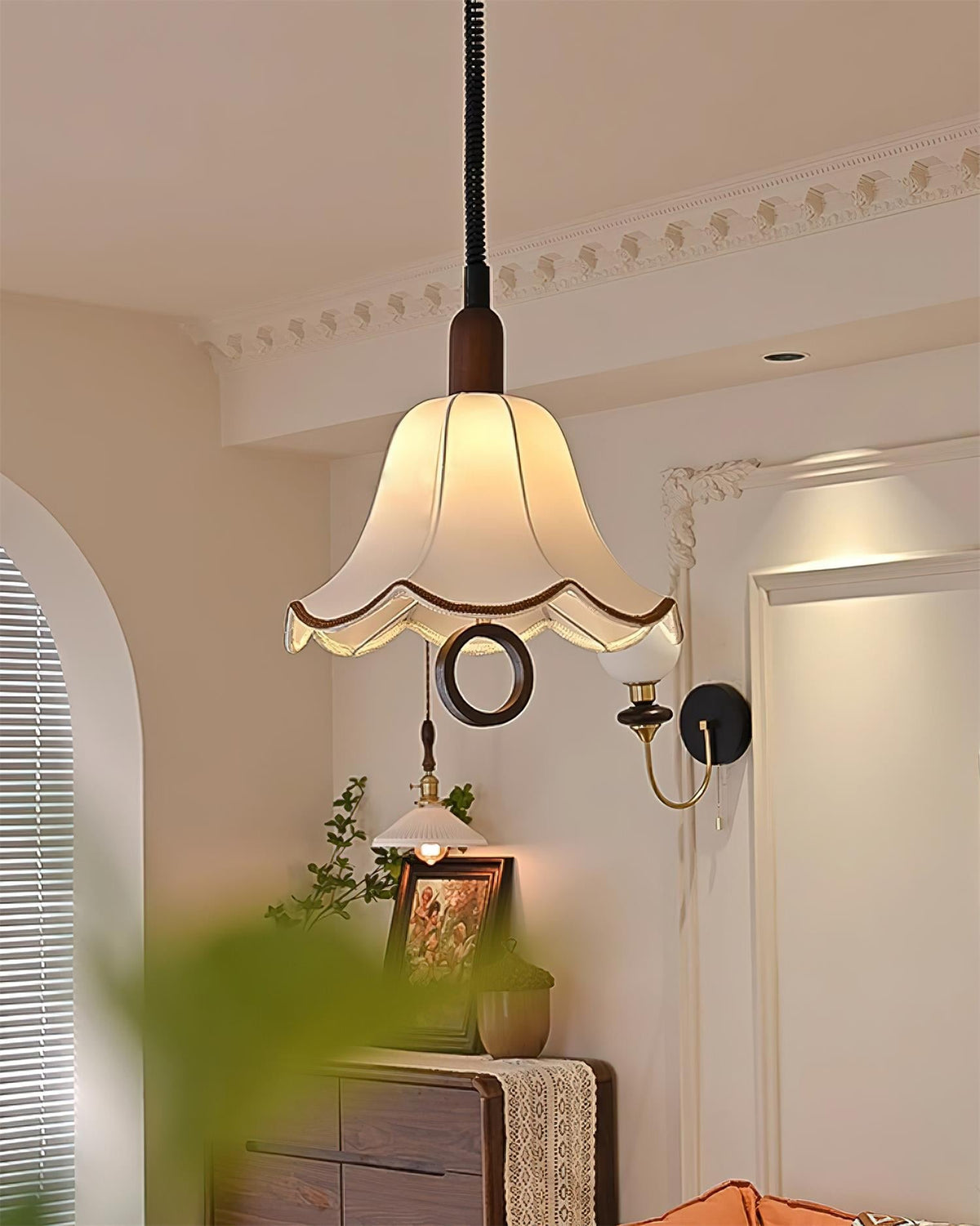 Eurvaryra Classic Elegance Fabric Wood Pendant Light