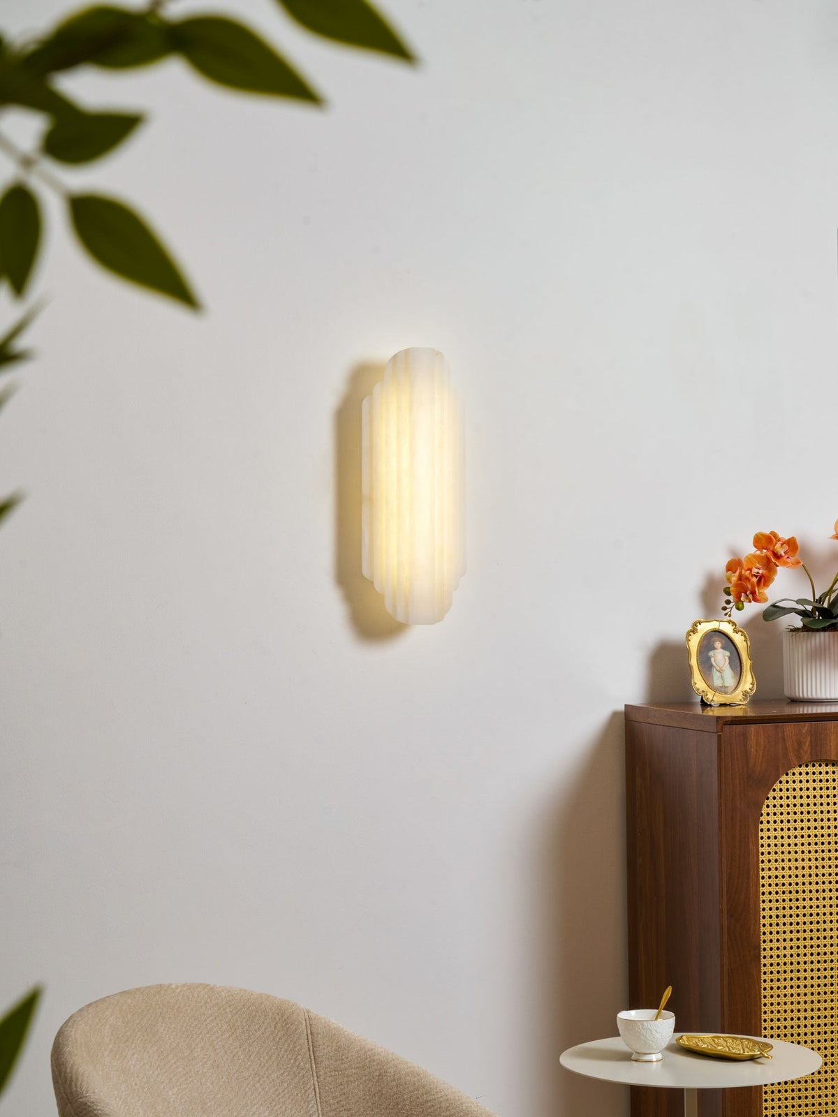 Idasha Alabaster Indoor Wall Light