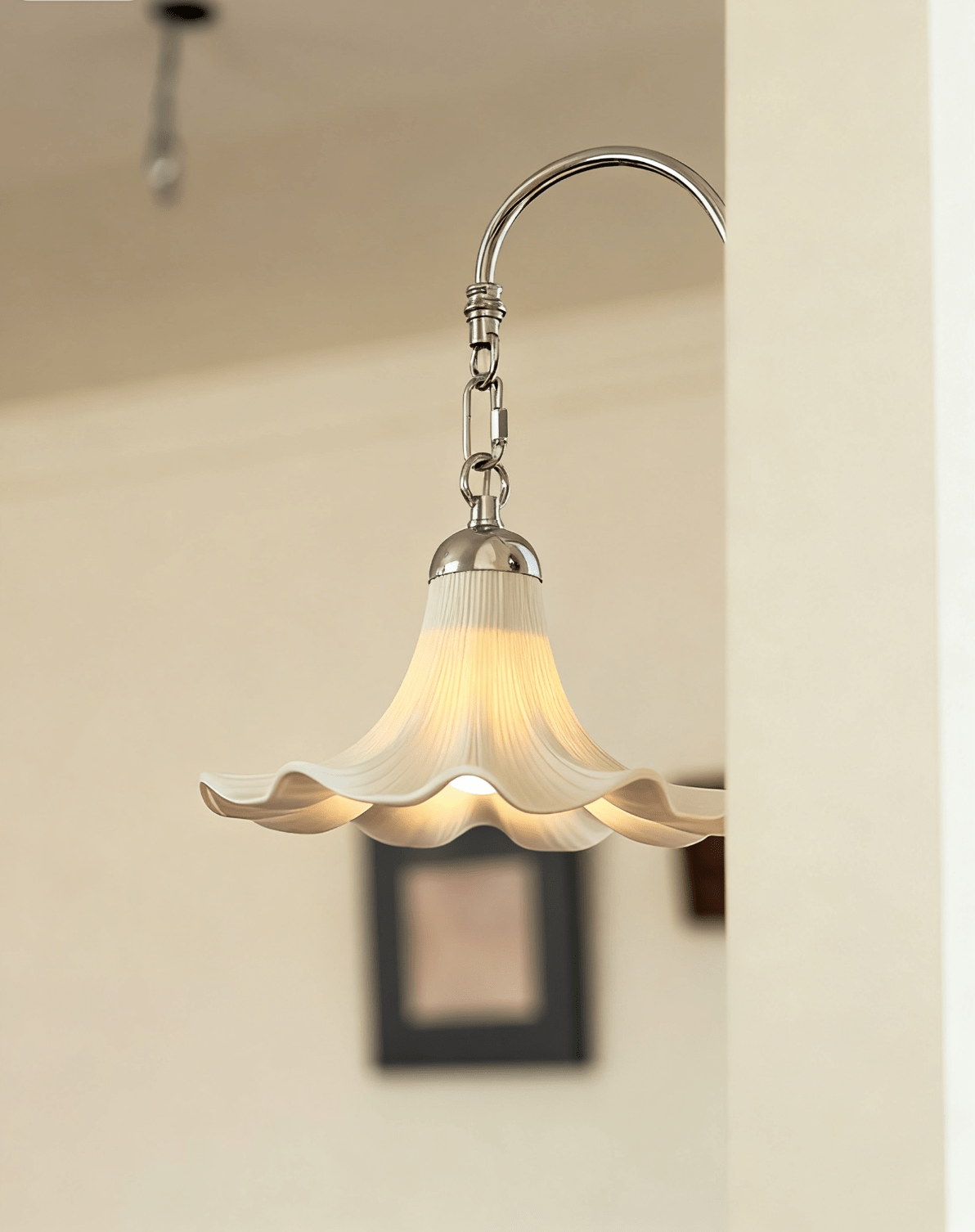 Teks Petal Wall Sconce