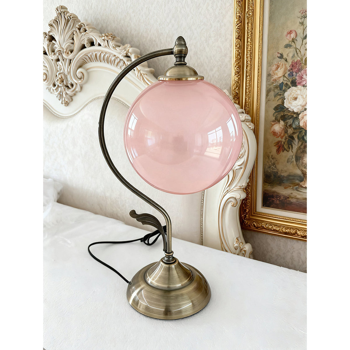 Alvora Glass Table Lamp