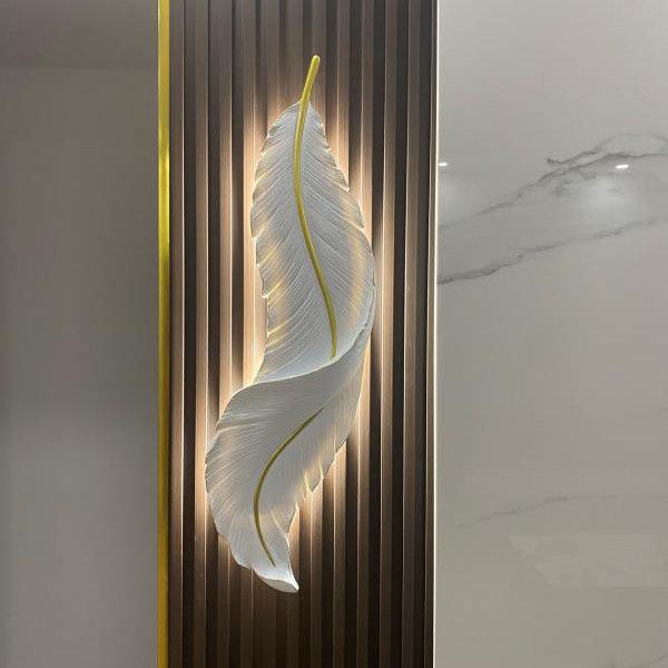 Arvess Individual Creativity Feather Resin Wall Lamp
