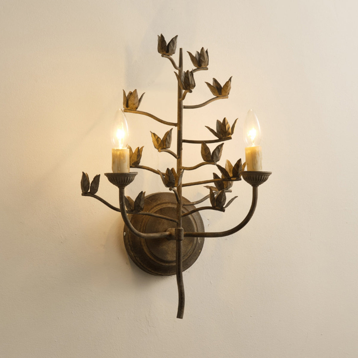 Elaerelia Wall Lamp