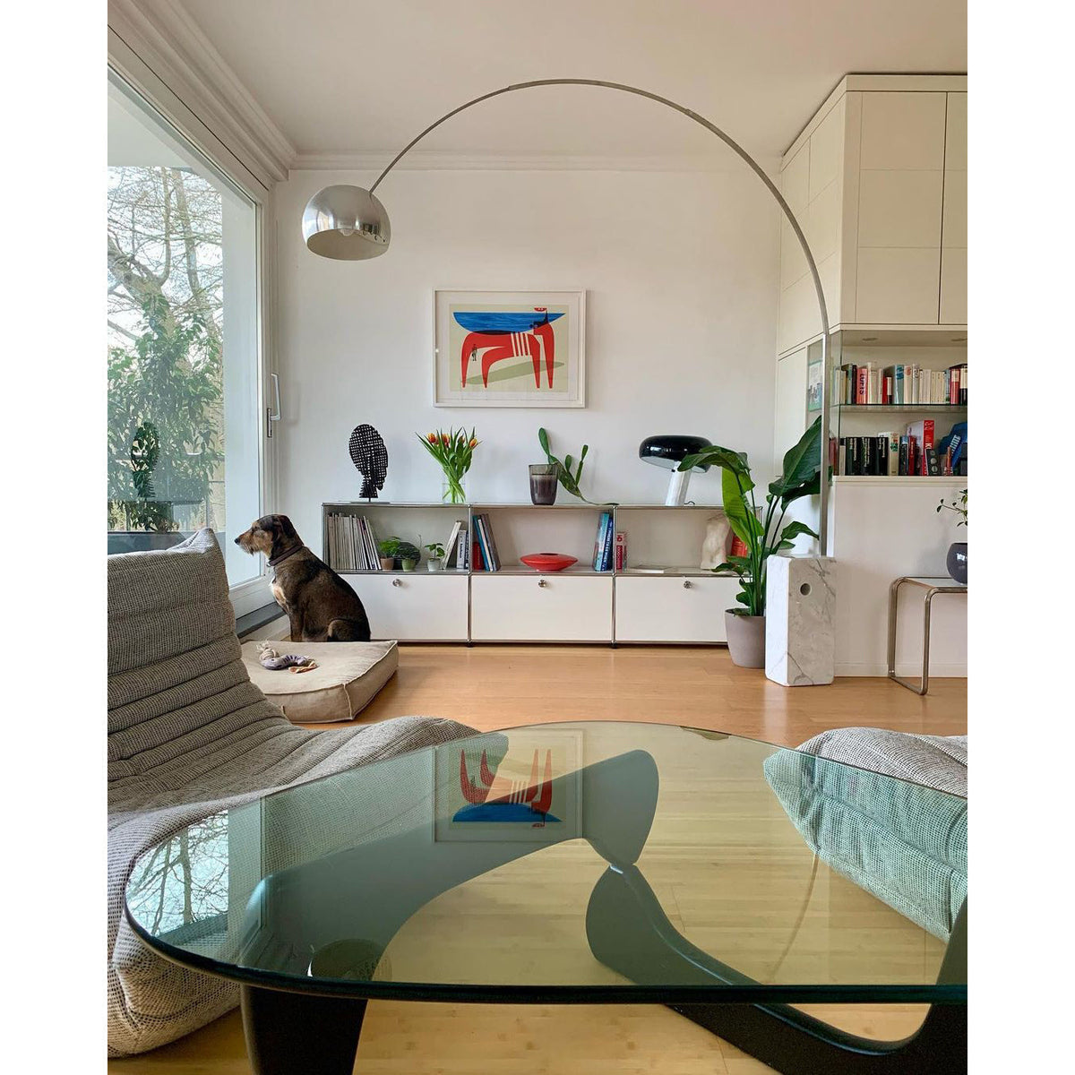 Viraelielle Floor Lamp