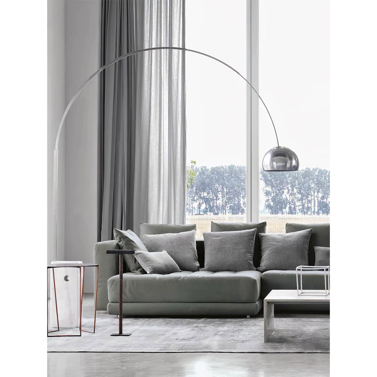 Viraelielle Floor Lamp
