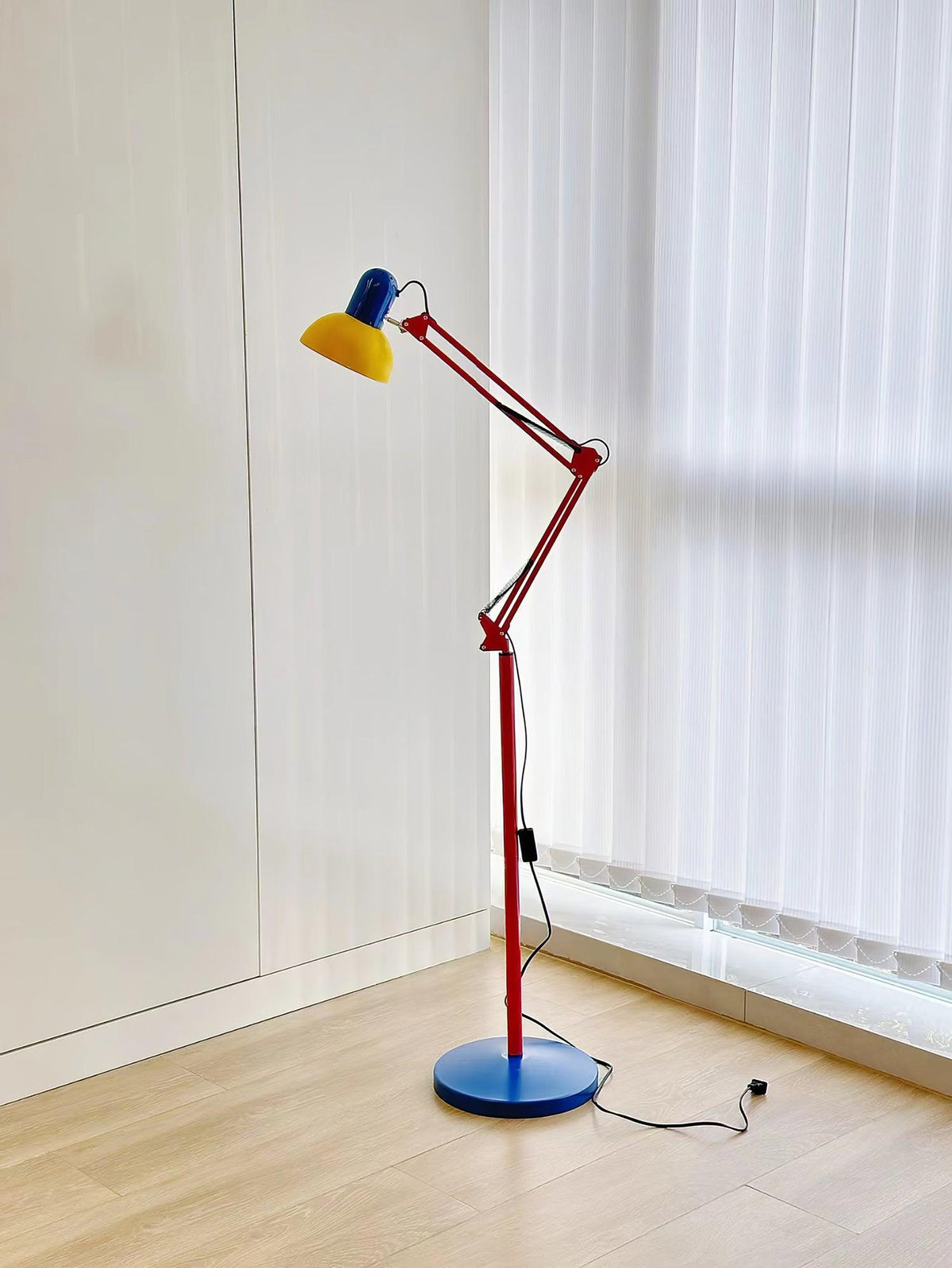 Idoren Playful Floor Lamp