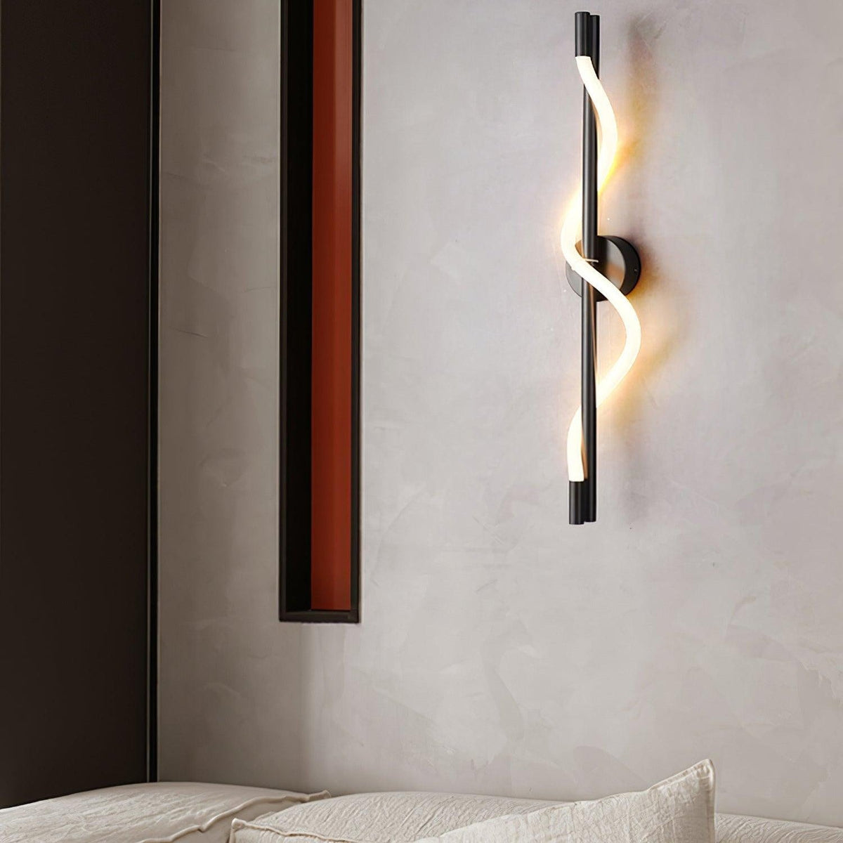 Fidora Sculptural Brass Silicone Wall Lamp