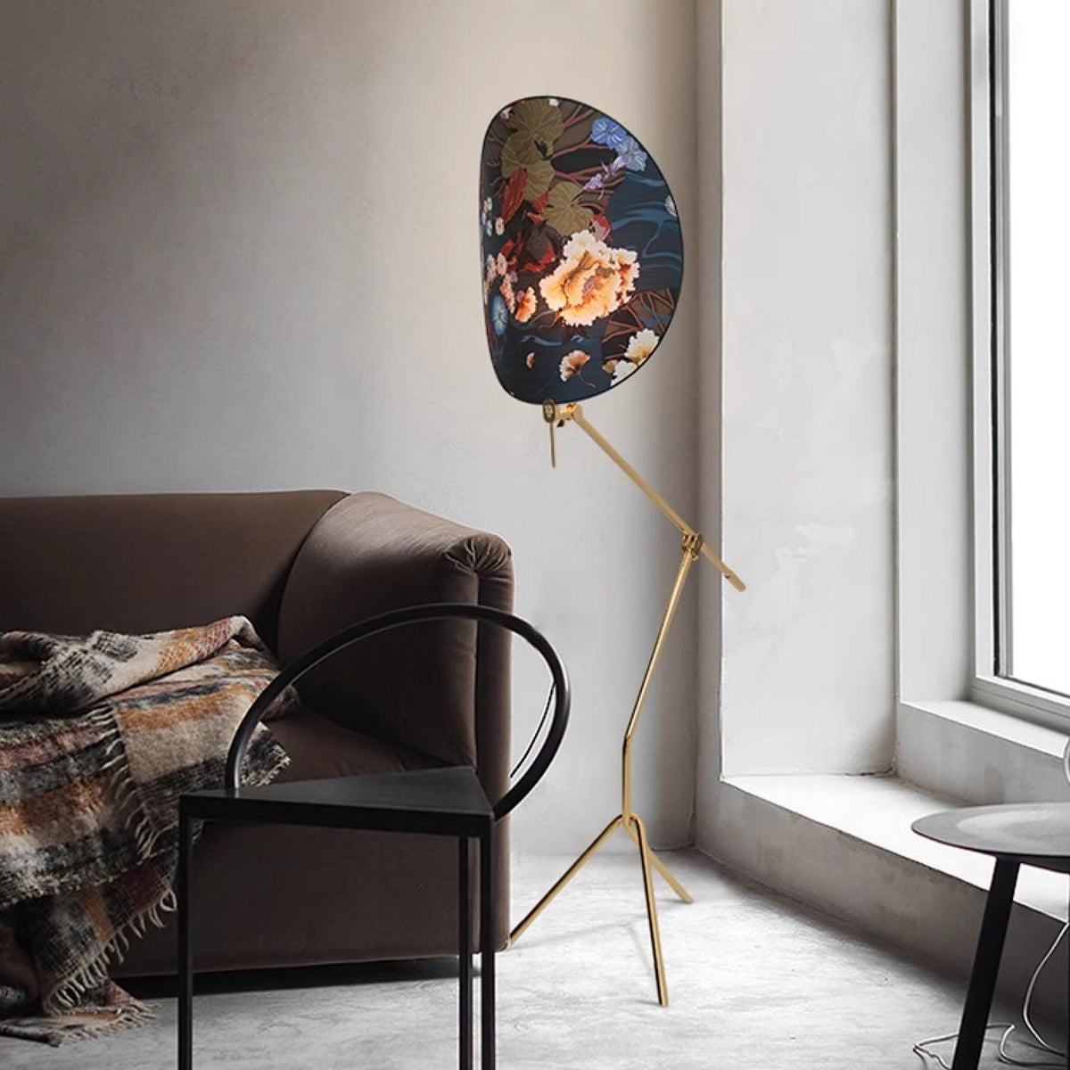 Unexin Brass Floor Lamp