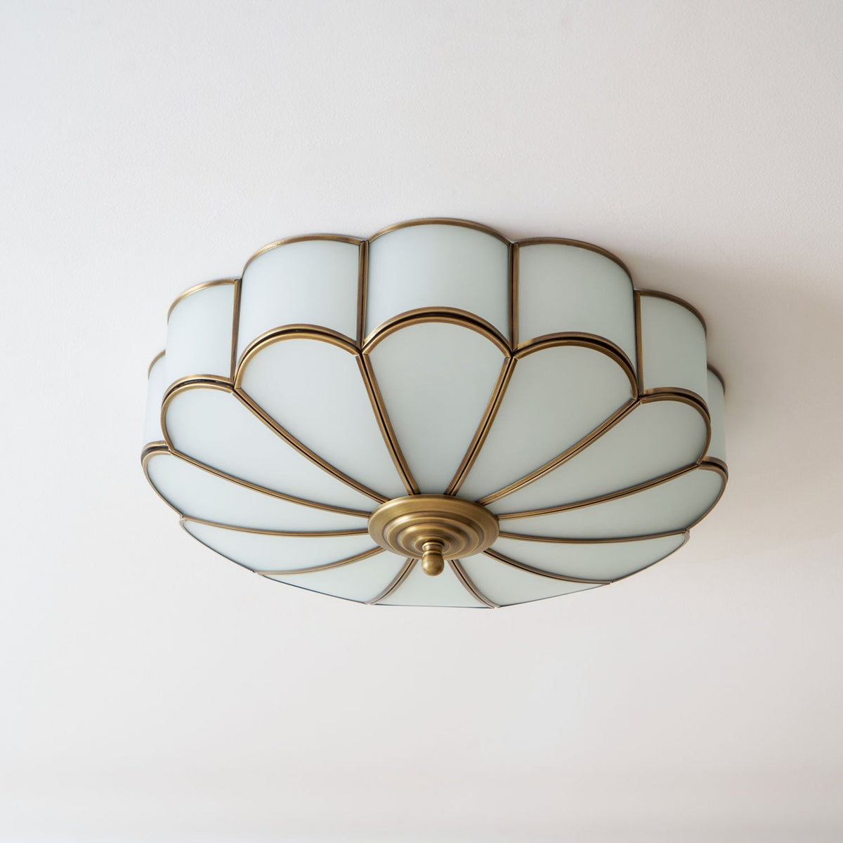 Feina Flower Shape Glass Flush Mount Ceiling Light
