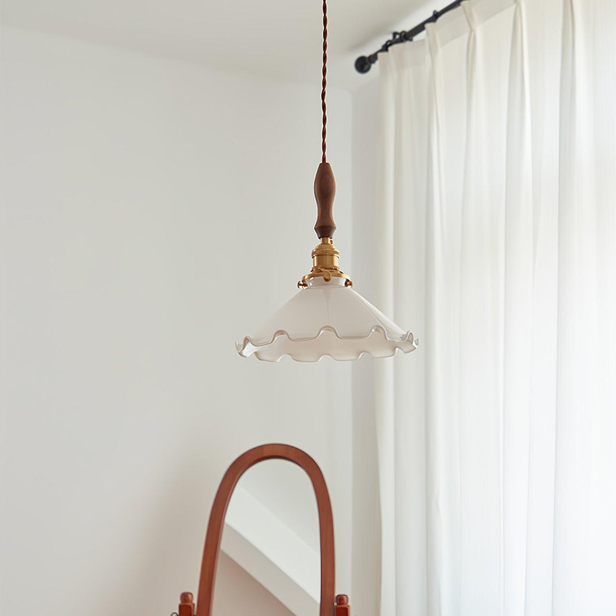 Valena Flower Petals Pendant Light