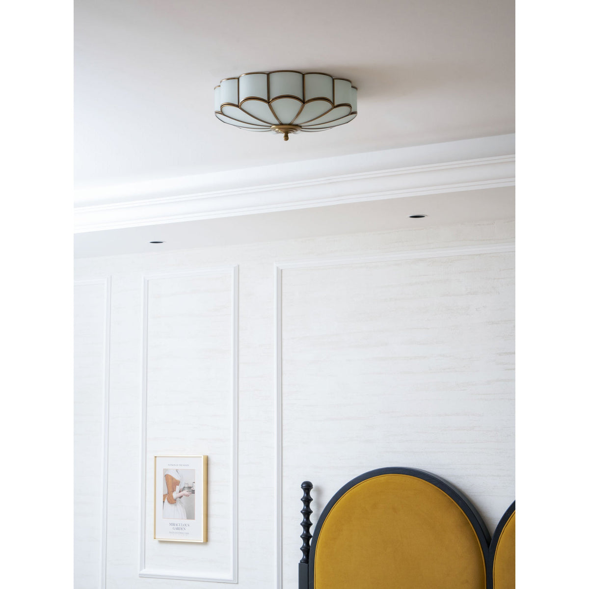 Labin Flower Shape Glass Flush Mount Ceiling Light