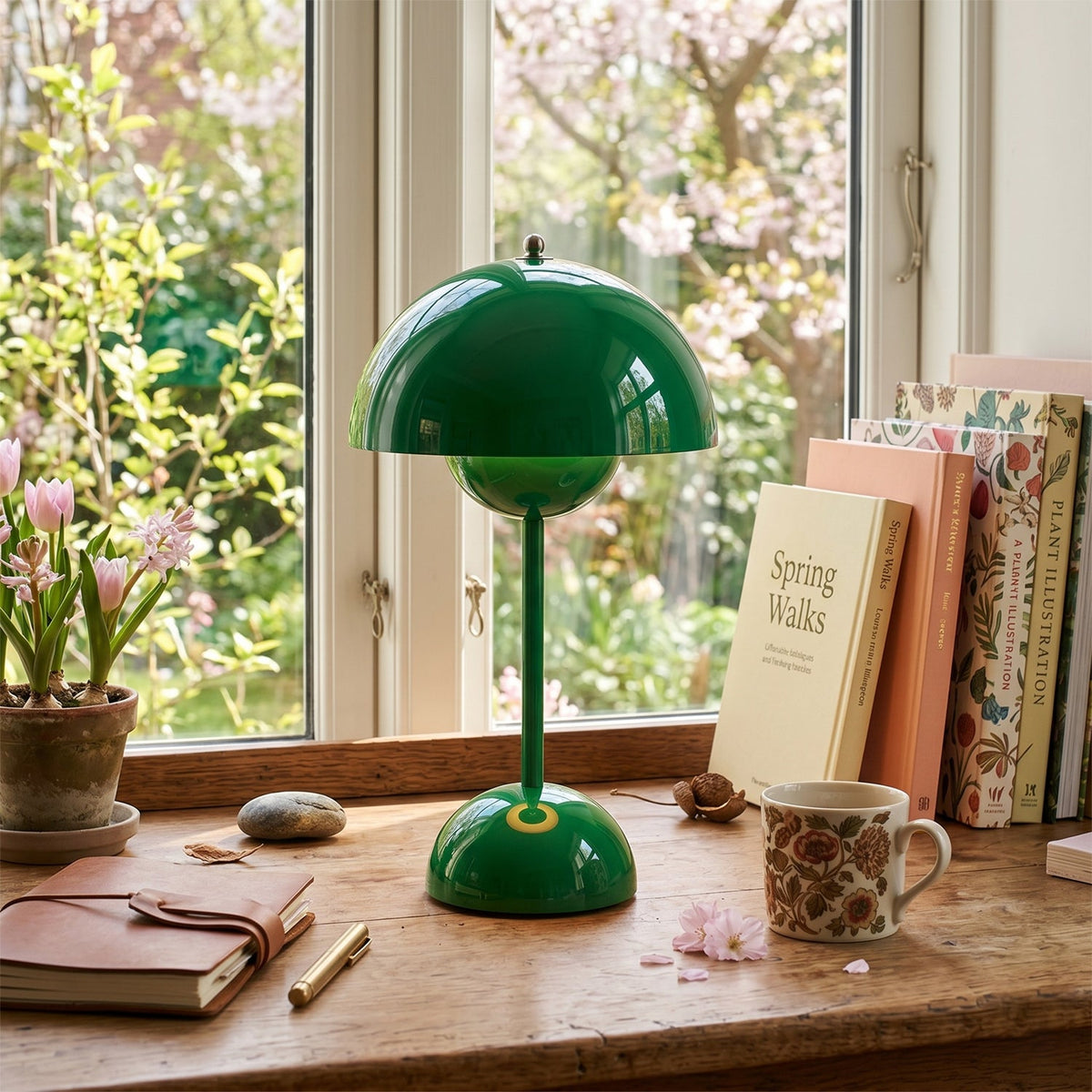 Bramwick Dome Rechargeable Table Lamp