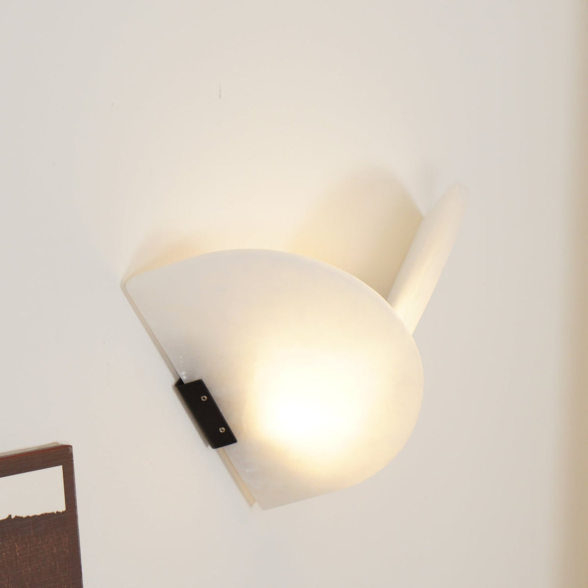 Pase Heart Alabaster Wall Light
