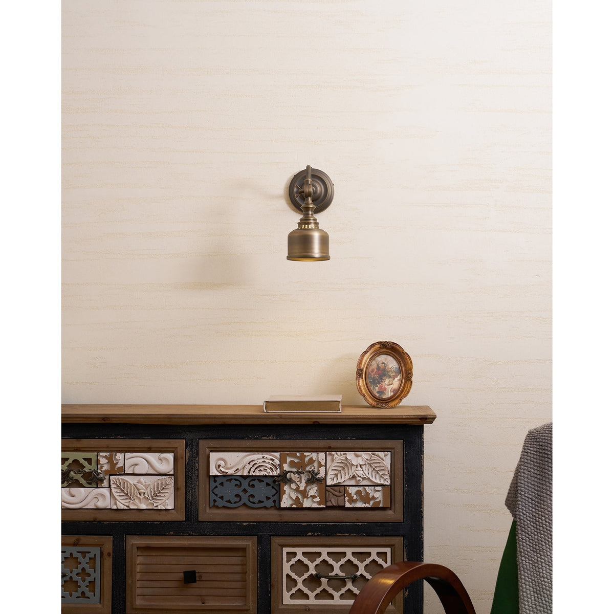 Dukia Gooseneck Indoor Wall Light