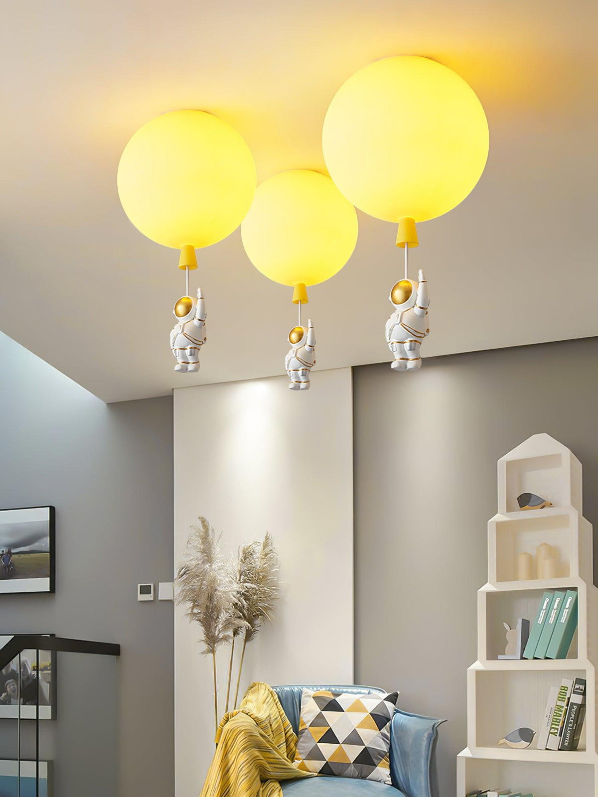 Nirerira Ceiling Light Acrylic Balloon Astronaut Playful Kids Room