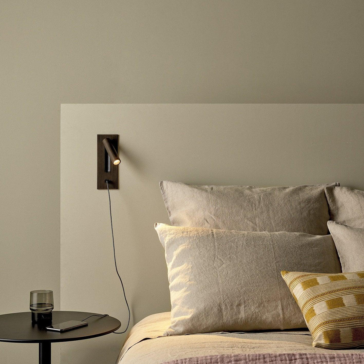 Virixel Industrial Wall Lamp