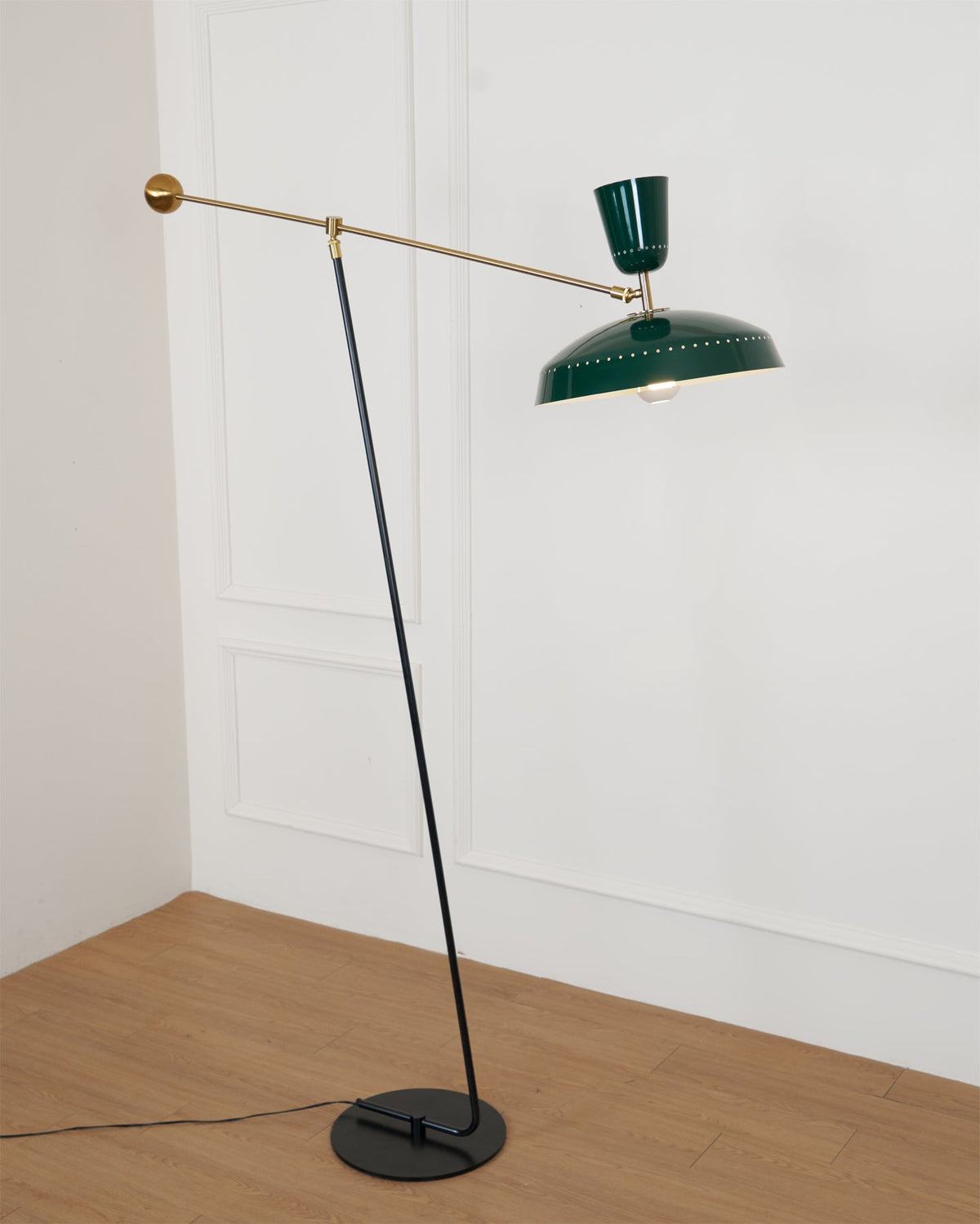 Celeste Minimalism Brass Floor Lamp