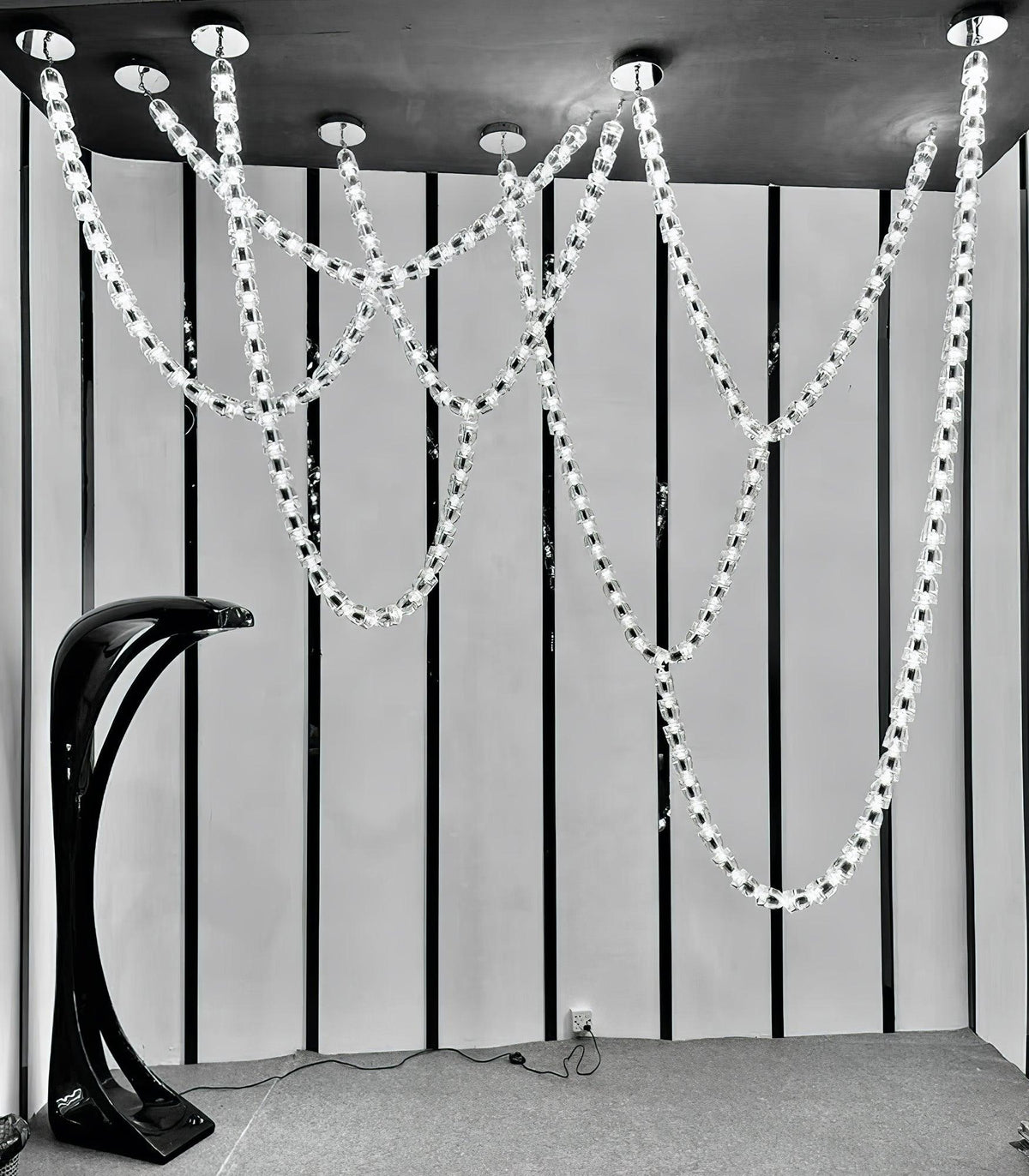 Cavenira Art Deco Crystal Chandelier