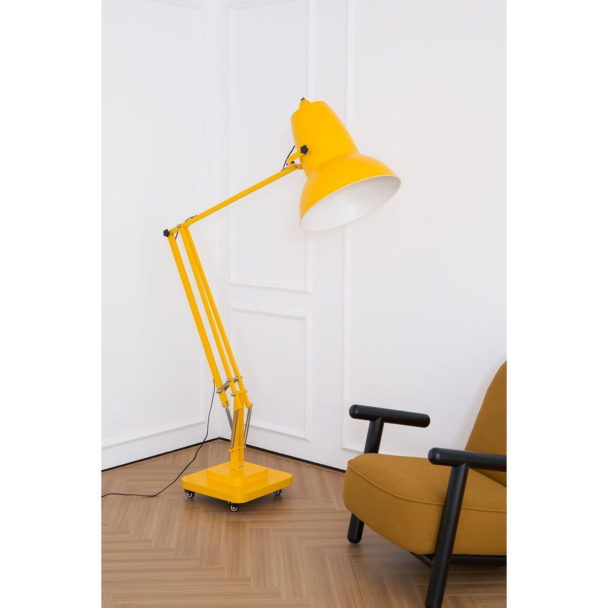 Miriselia Floor Lamp