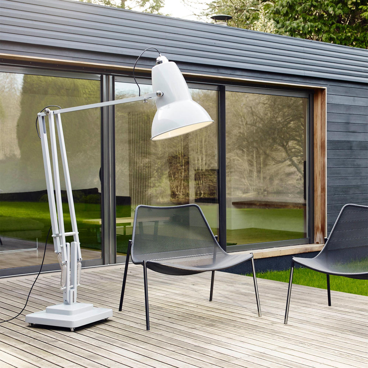 Miriselia Floor Lamp