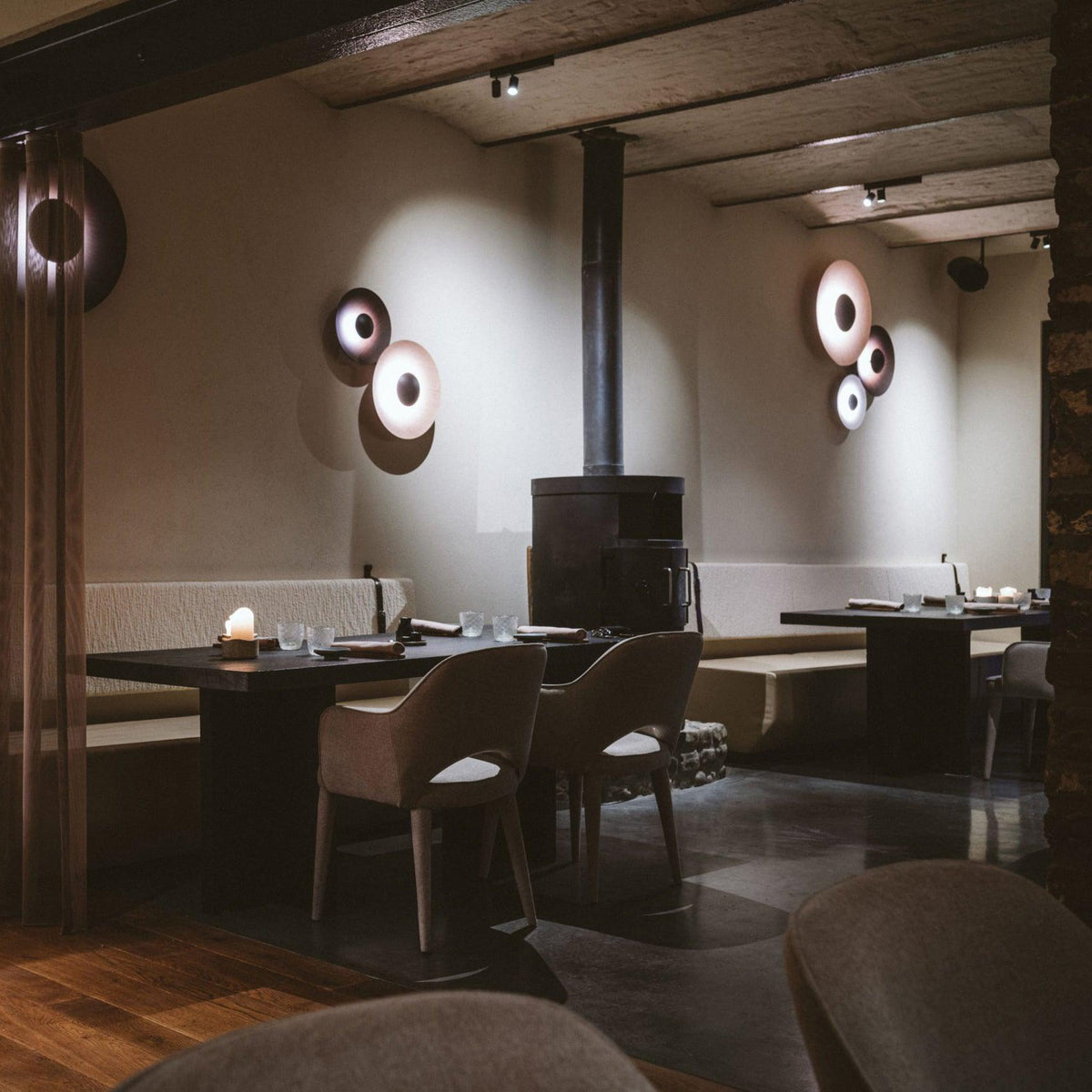 Erlirora Simplicity Glow Plug-in Wall Light