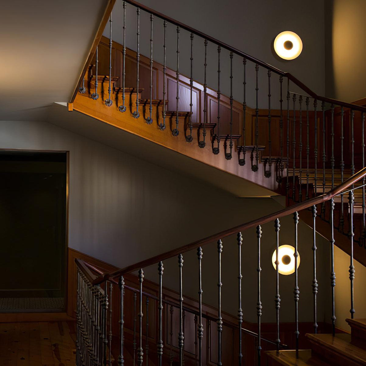 Erlirora Simplicity Glow Plug-in Wall Light
