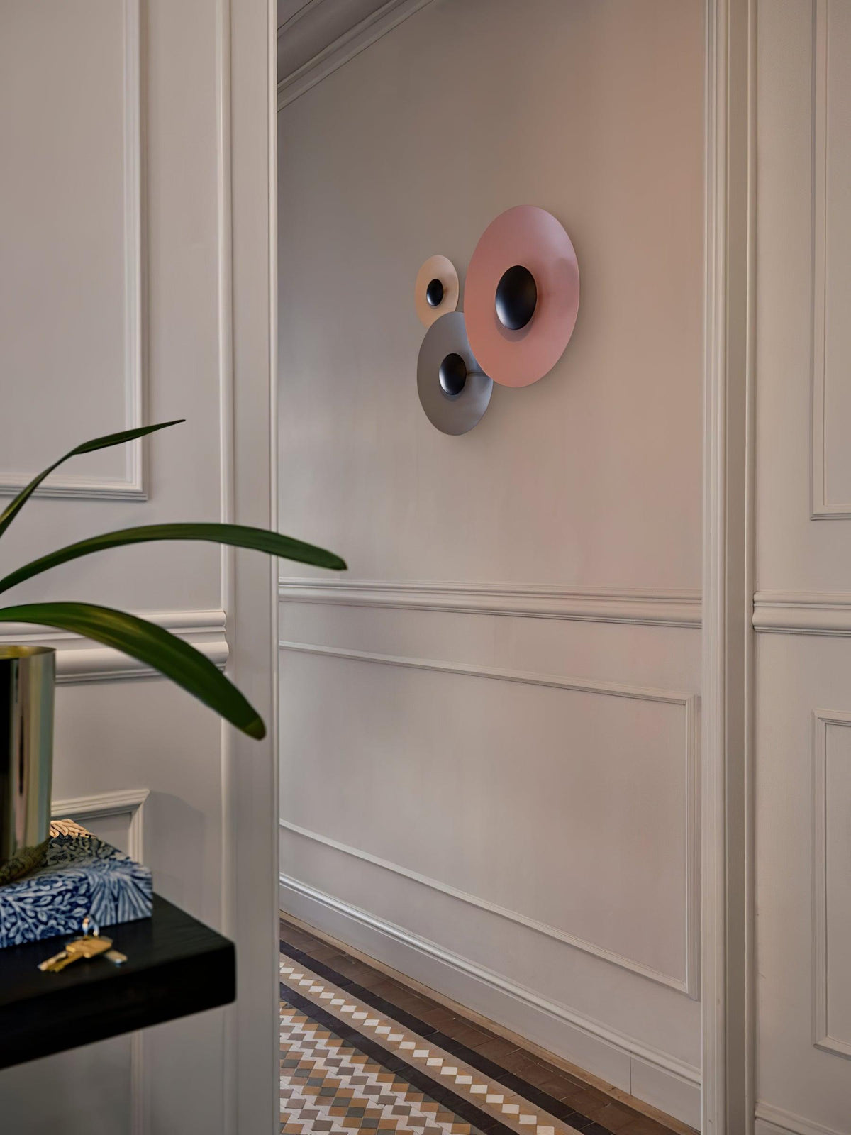Erlirora Simplicity Glow Plug-in Wall Light