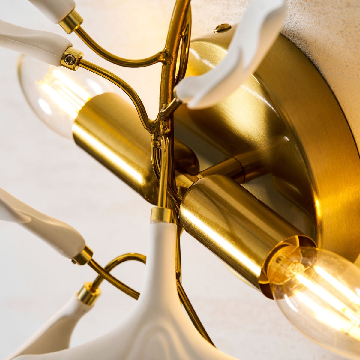 Higus Gingko Flowers Indoor Wall Light