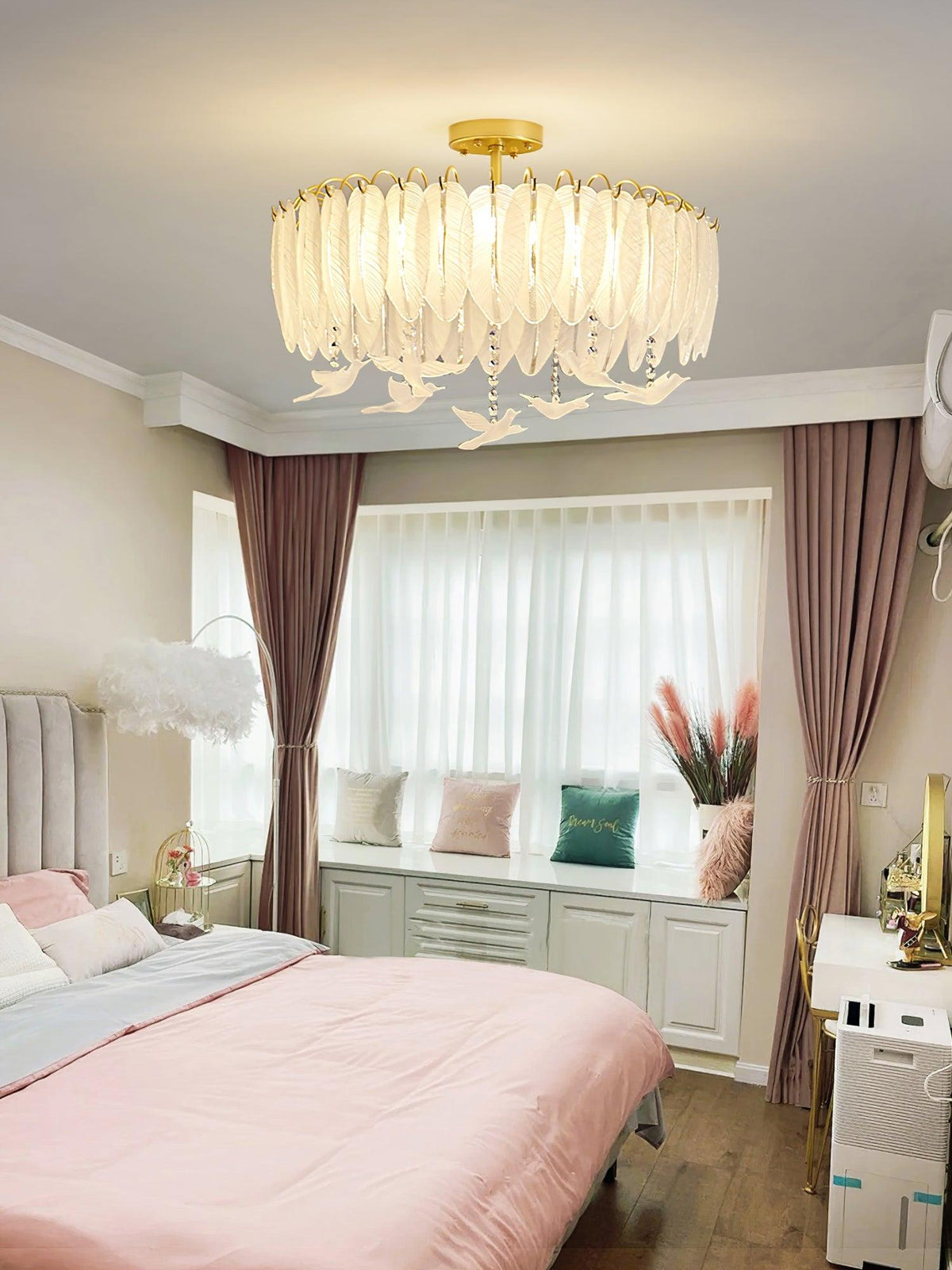 Eiriselle Ceiling Lamp Glass Feather Bird Elegant