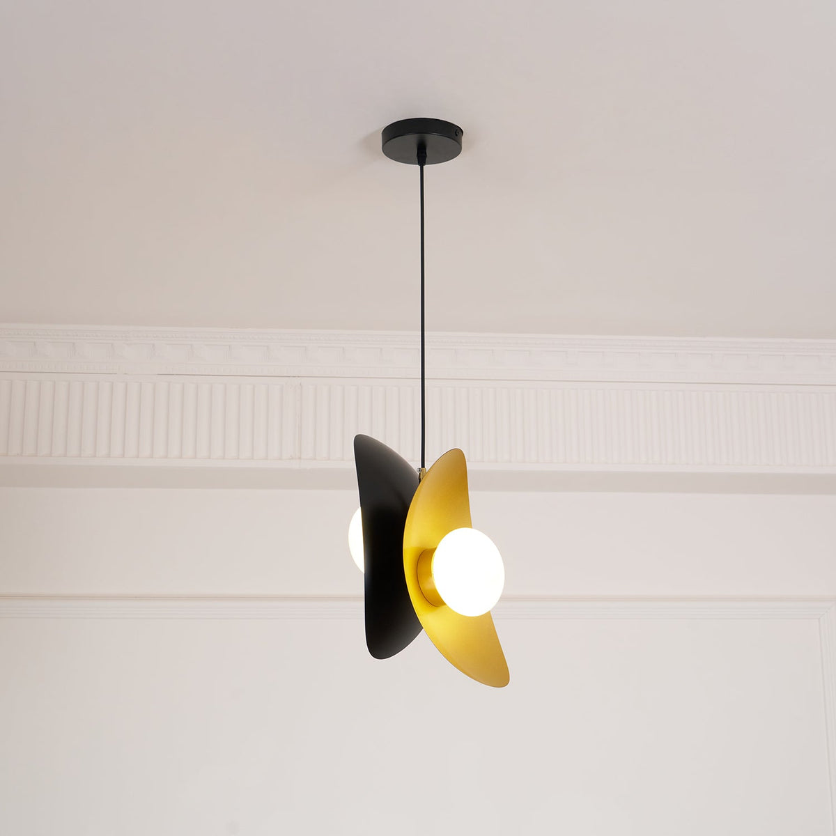 Veloine Contemporary Pendant Lamp