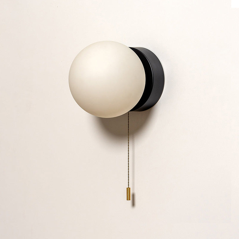 Reneette Wall Lamp