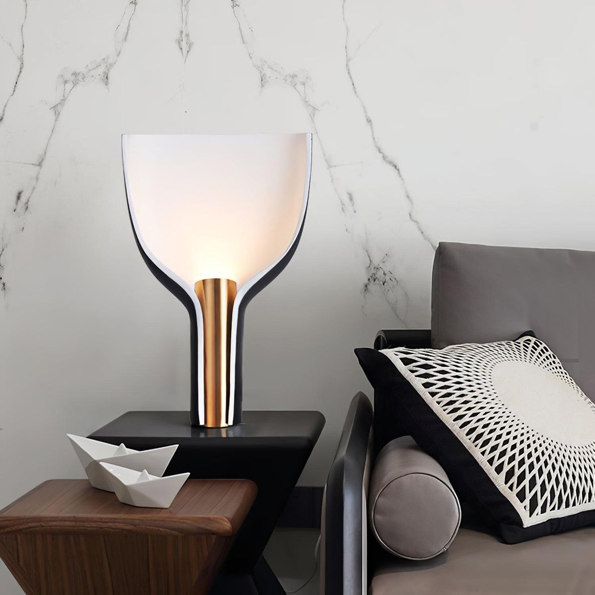 Jett Modern Table Lamp