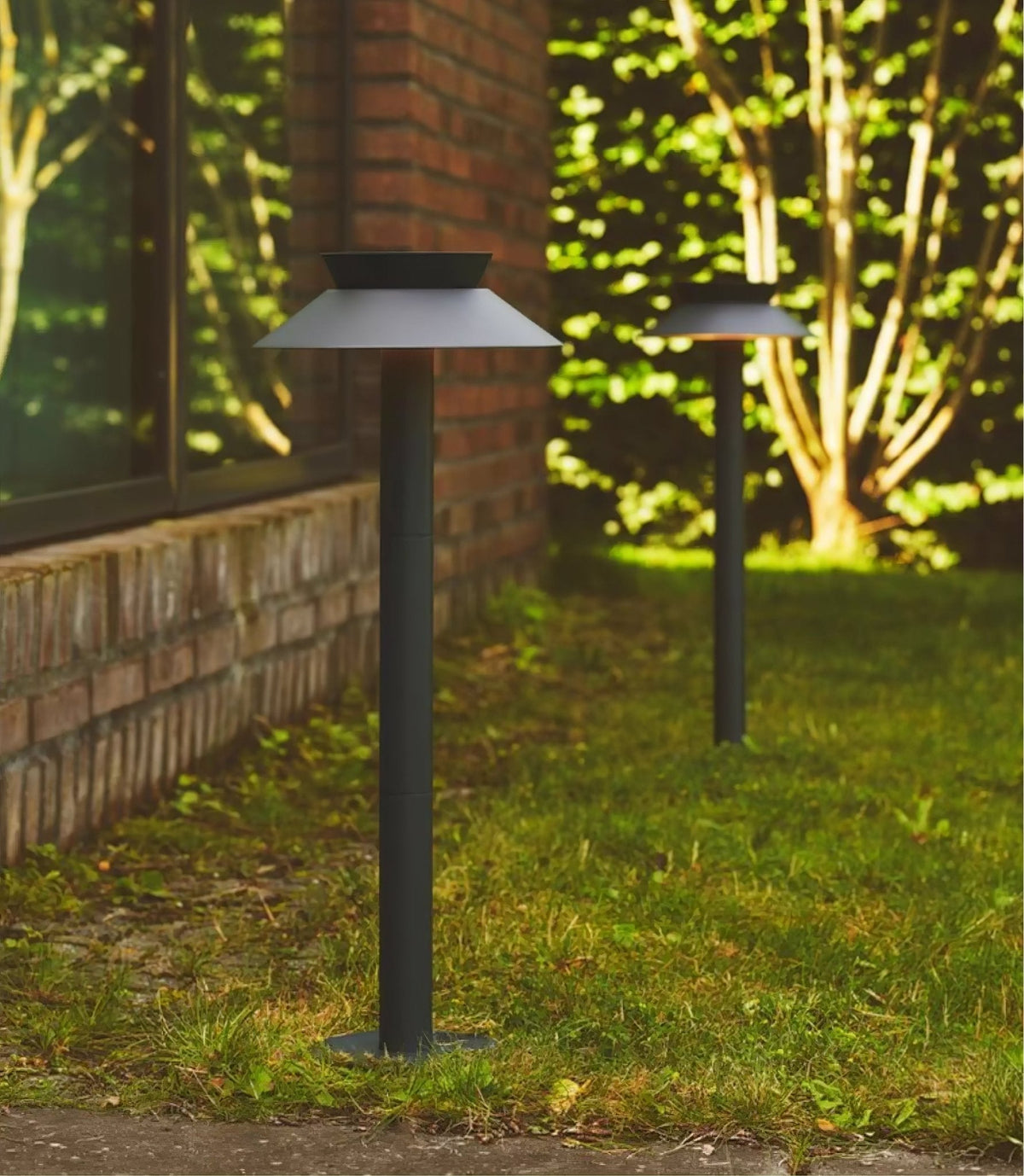 Jildo Stem Outdoor Path Light