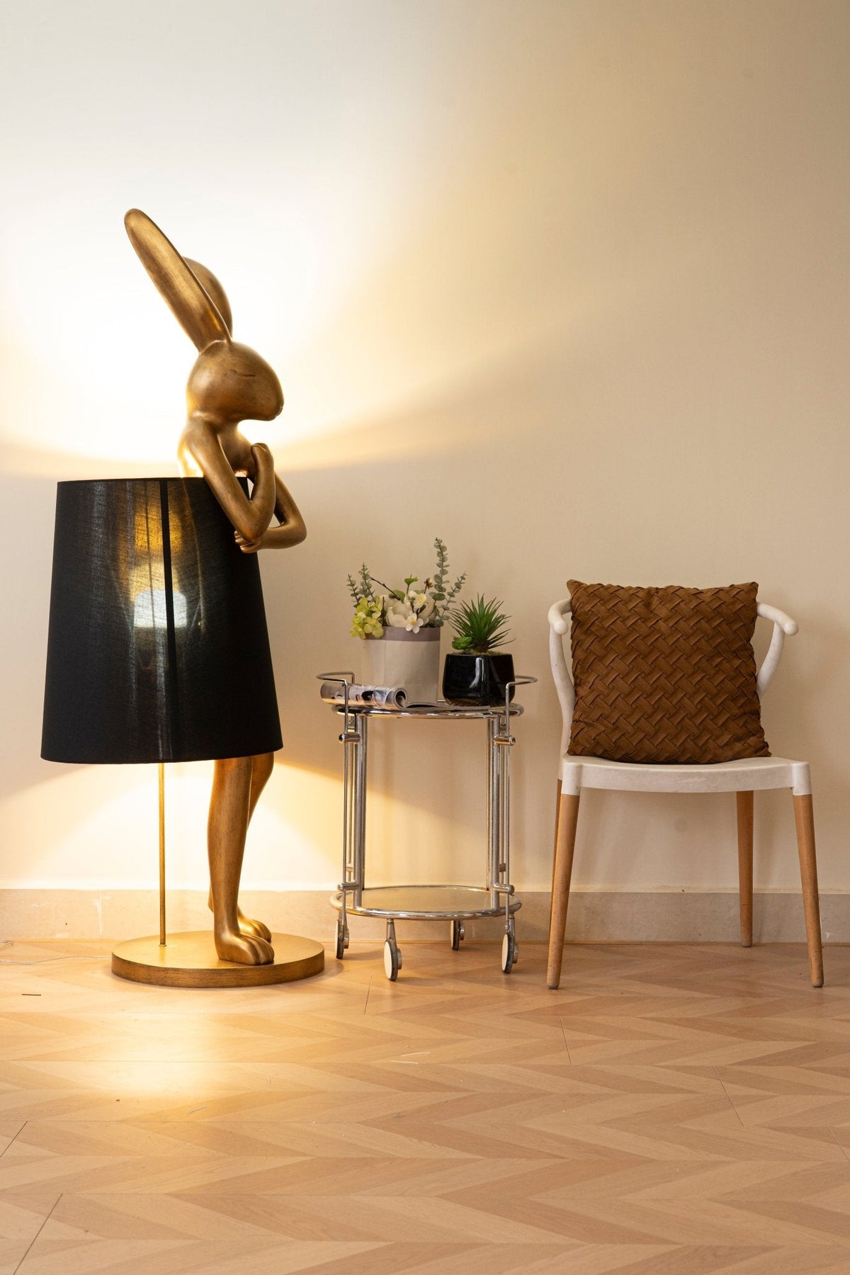 Sedr Luxurious Hare Silhouette Floor Lamp