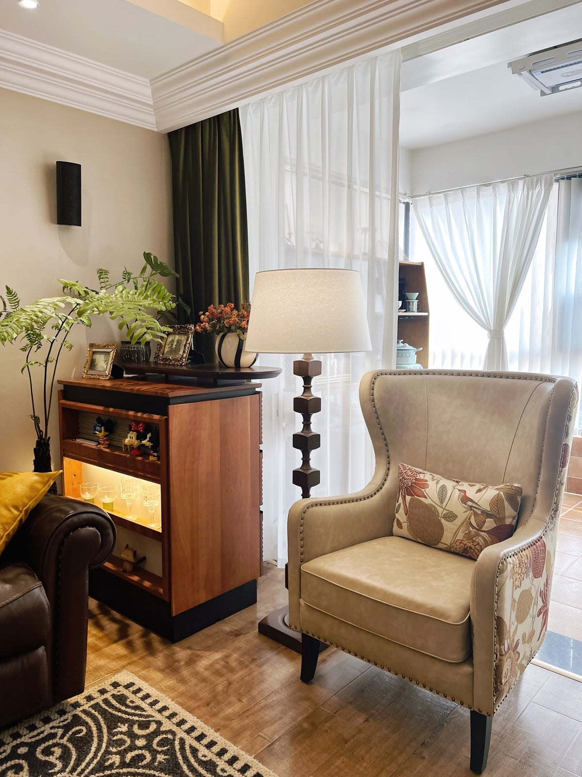 Sylarelle Hexas Wood Floor Lamp