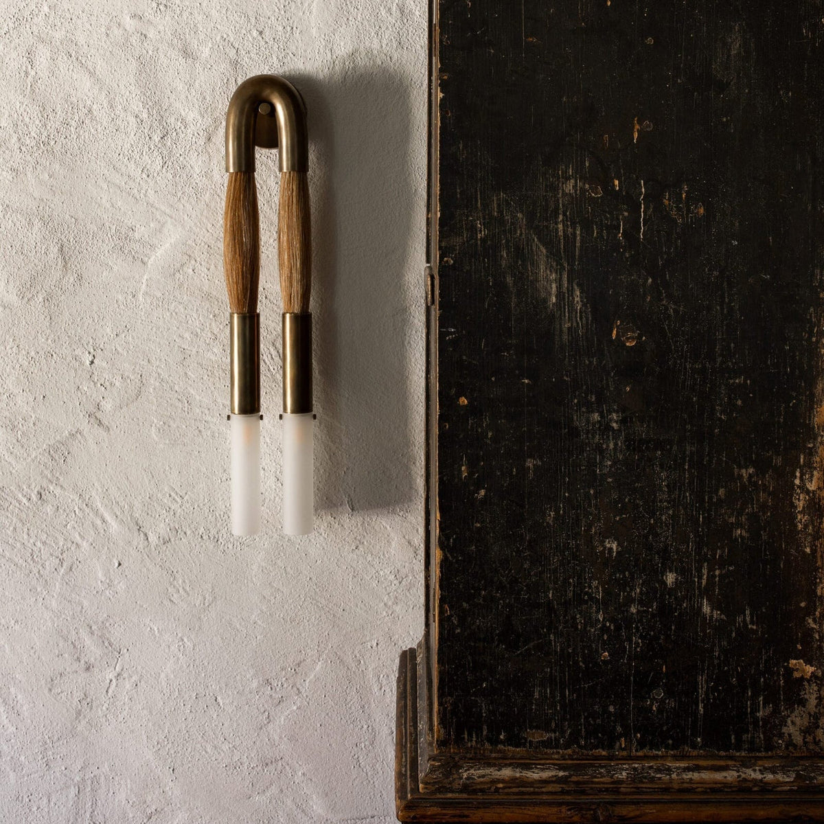 Armand Wall Lamp Horsehair Glass Brass