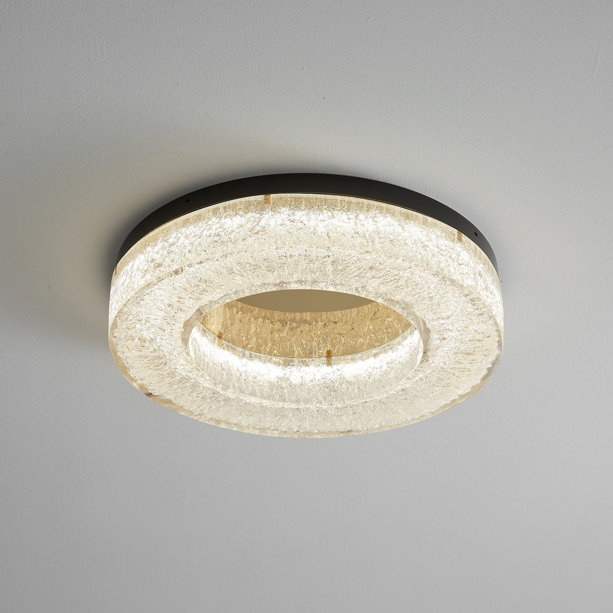 Dovira Ice Crack Circle Resin Ceiling Lamp