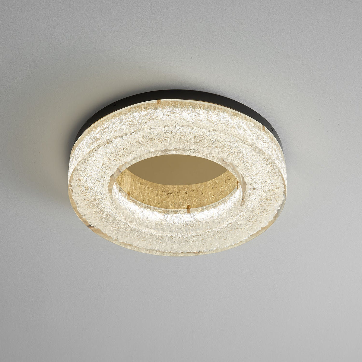 Dovira Ice Crack Circle Resin Ceiling Lamp