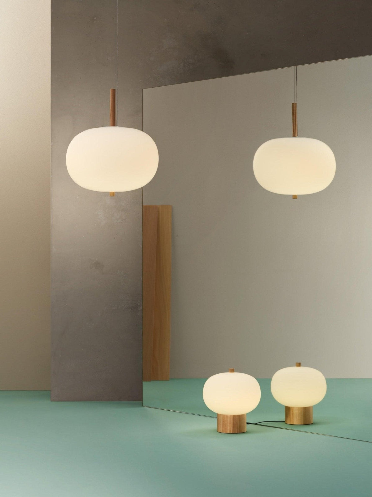 Jaldes Wood & Glass Table Lamp