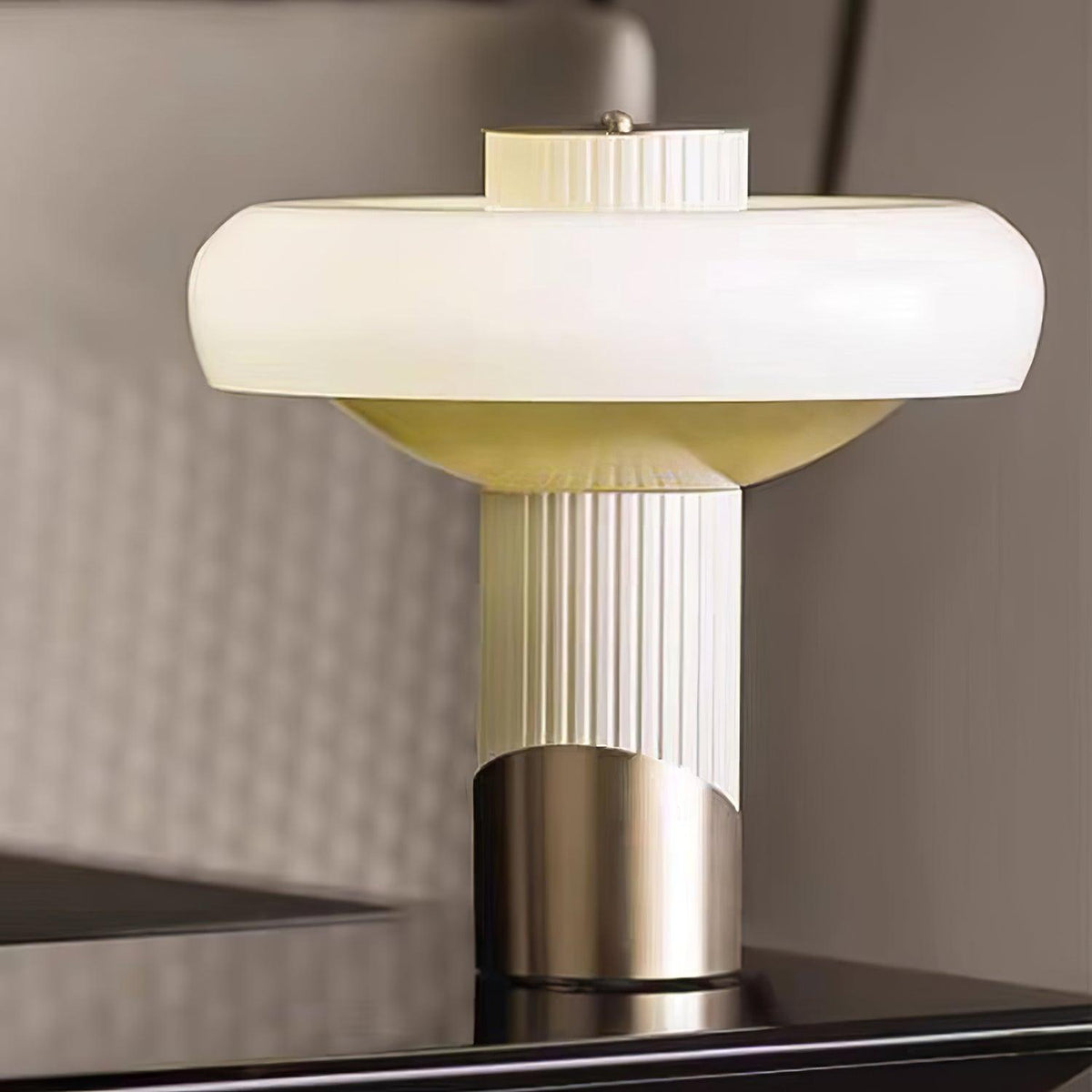 Velisine Contemporary Glass Table lamp