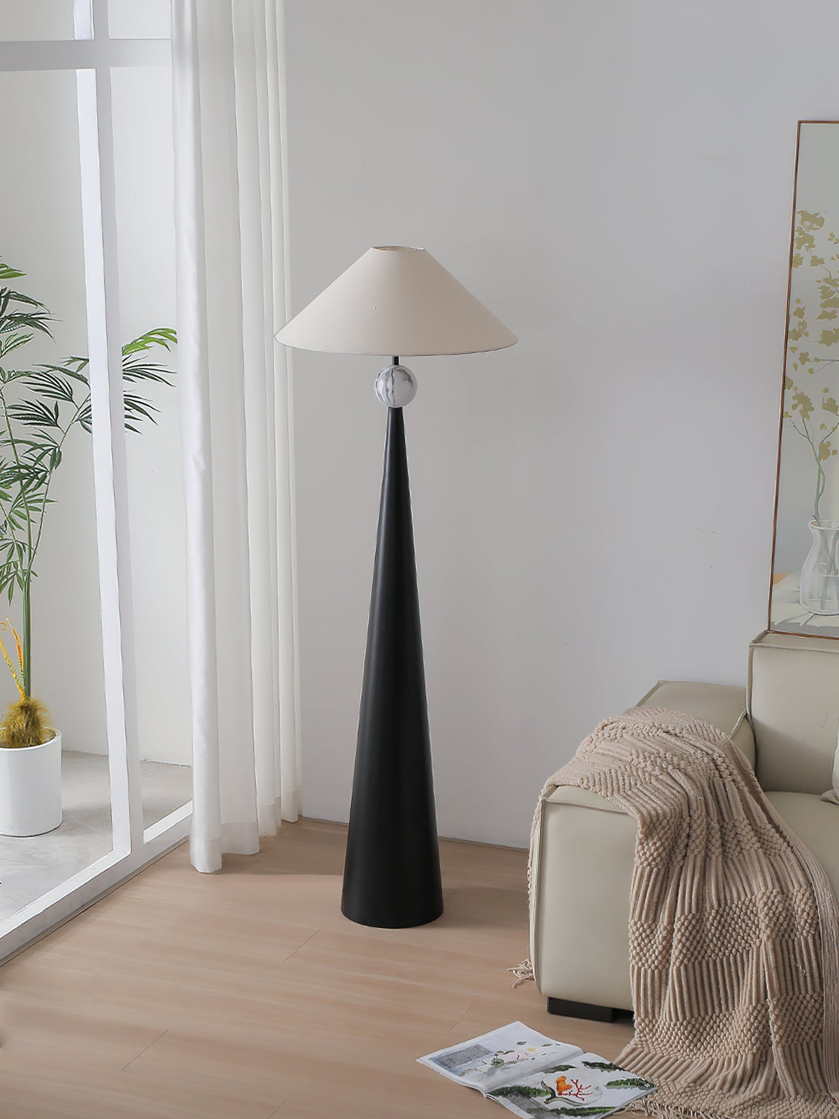 Elaaraine Floor Lamp