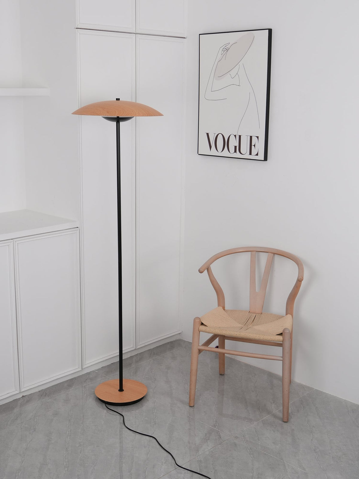 Ferinira Aluminum Minimalist Floor Lamp