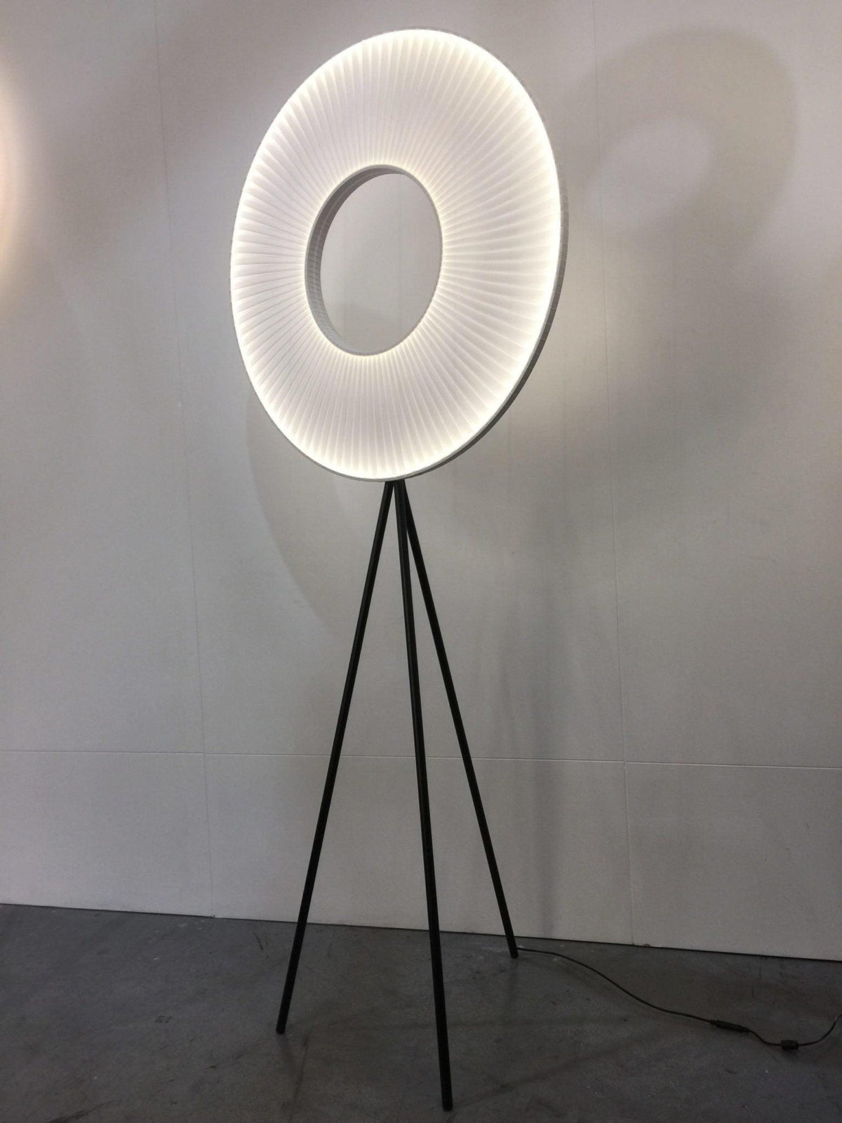 Helen Modern Floor Lamp