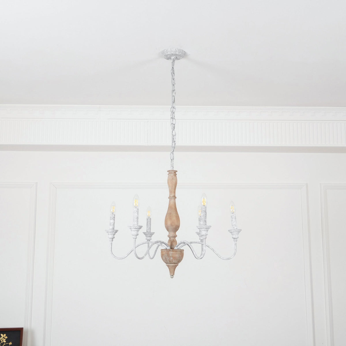 Eurloryra Chandelier